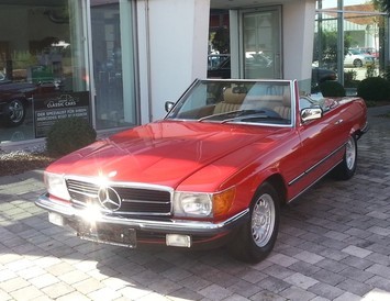 MERCEDES BENZ SL 380 Cabrio, R107, Signalrot, BJ 1983, (013)