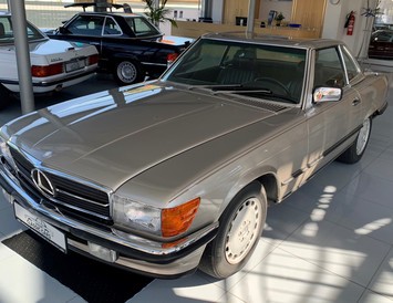 MERCEDES BENZ SL 560 Cabrio R107,Rauchsilber, BJ 1987, (003)